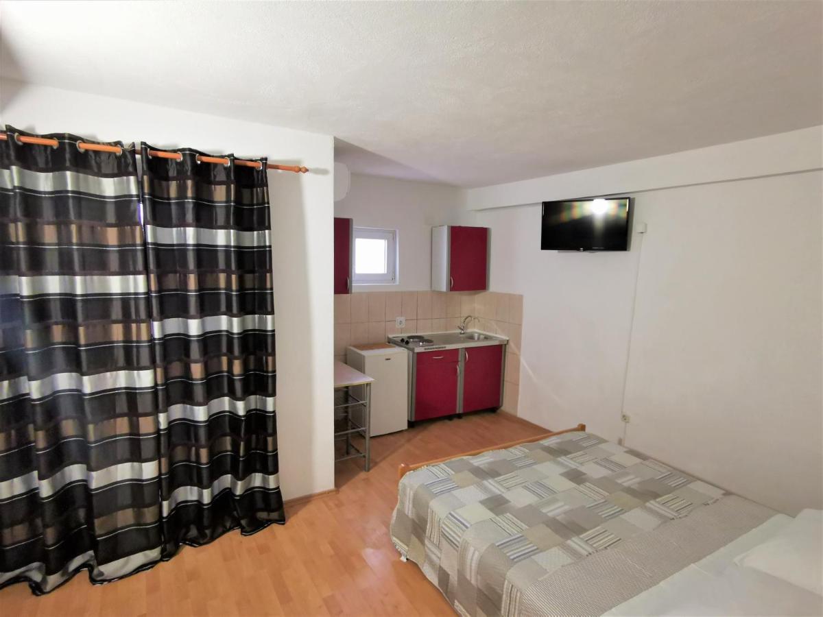 Divic Apartment Drvenik (Split-Dalmatia)