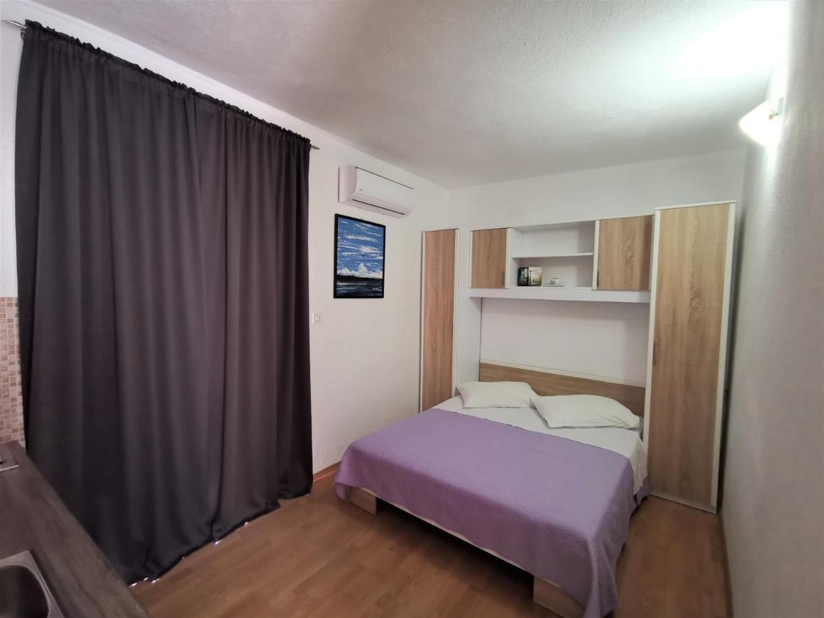 Divic Apartment *